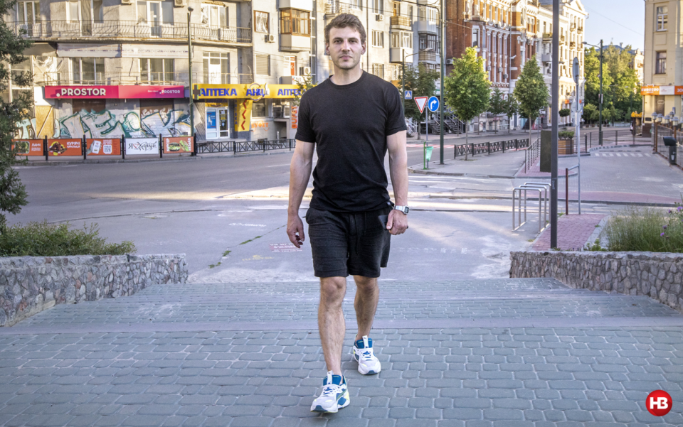 Restaurateur Mykhailo Chornomorets closed his three establishments and became a volunteer <span class="copyright">Photo: Oleksandr Medvedev / NV</span>