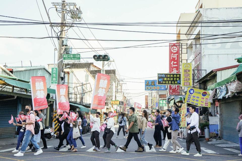 由在地年輕人發起的「鬆勢三日節」凝聚不同世代的力量。（鬆勢三日節提供）