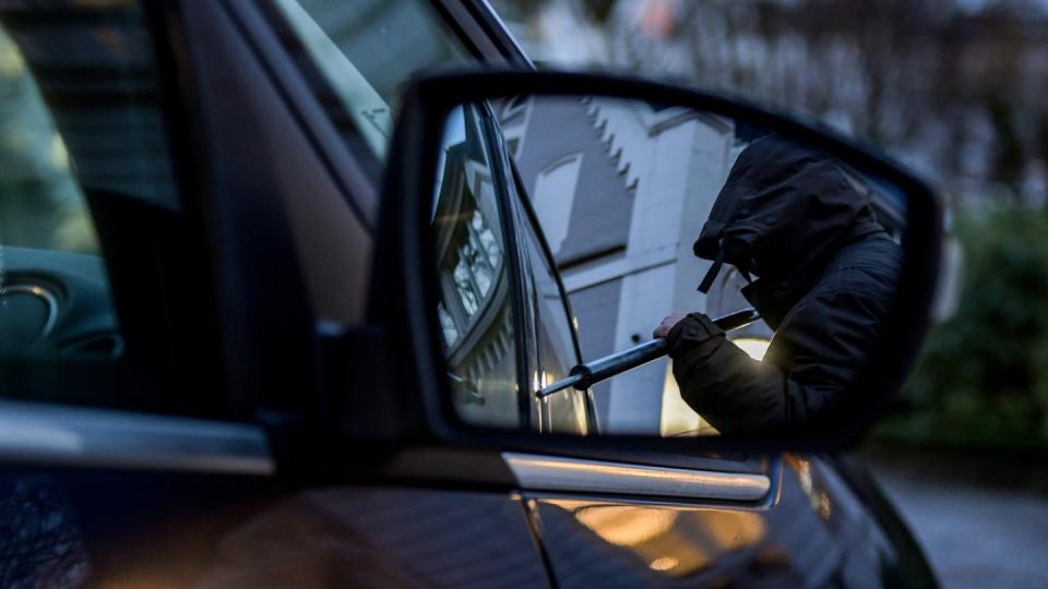 Autodiebe haben im vergangenen Jahr deutlich seltener zugeschlagen, dafür wird ihre Beute immer wertvoller. Foto: Axel Heimken