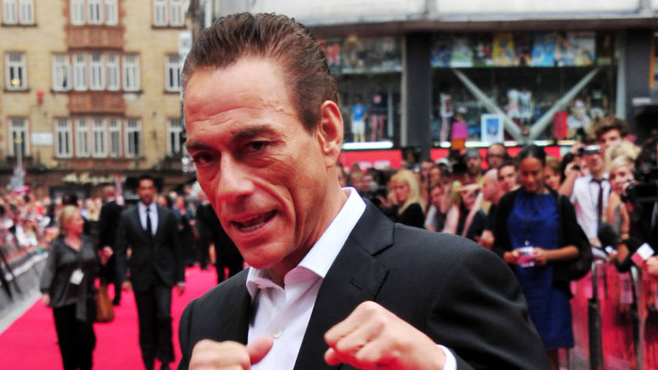 Van Damme gewohnt schlagfertig bei der Premiere von "The Expendables 2"