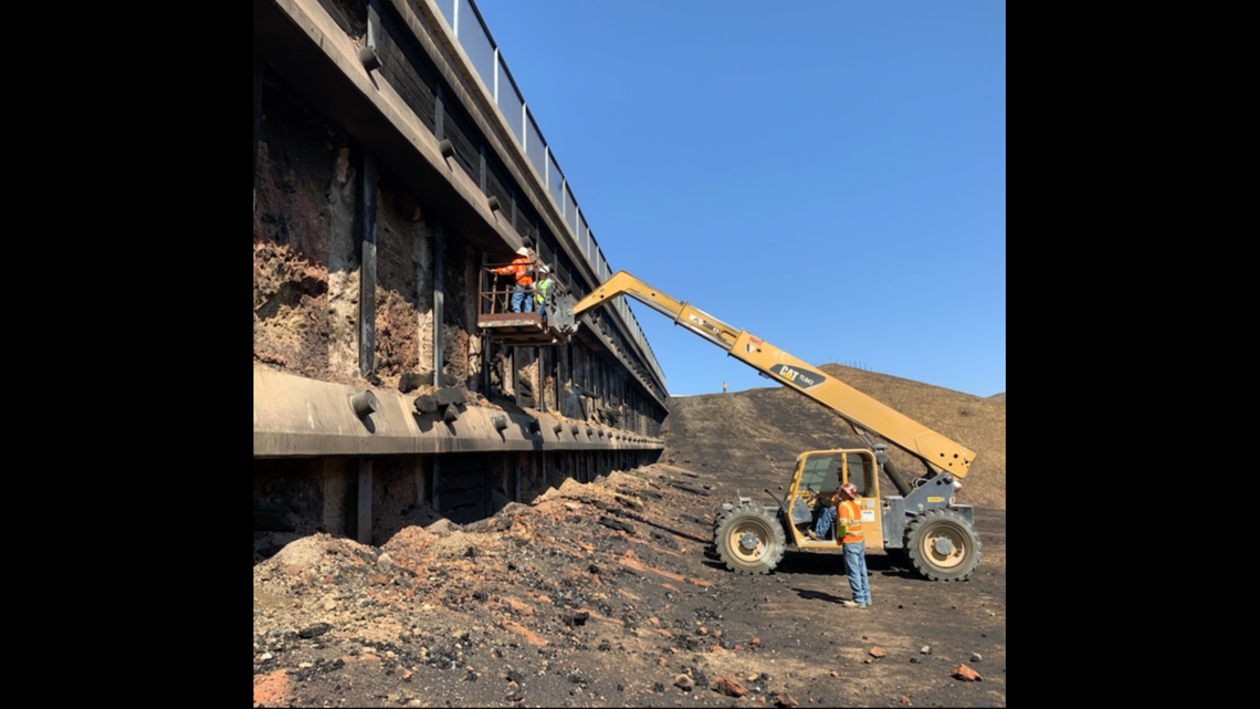 The two right lanes of northbound Interstate 5 from north of Lake Hughes Road to Templin Highway remain closed for repairs until possibly mid-November, CalTrans reported on Thursday, Sept. 8, 2022.