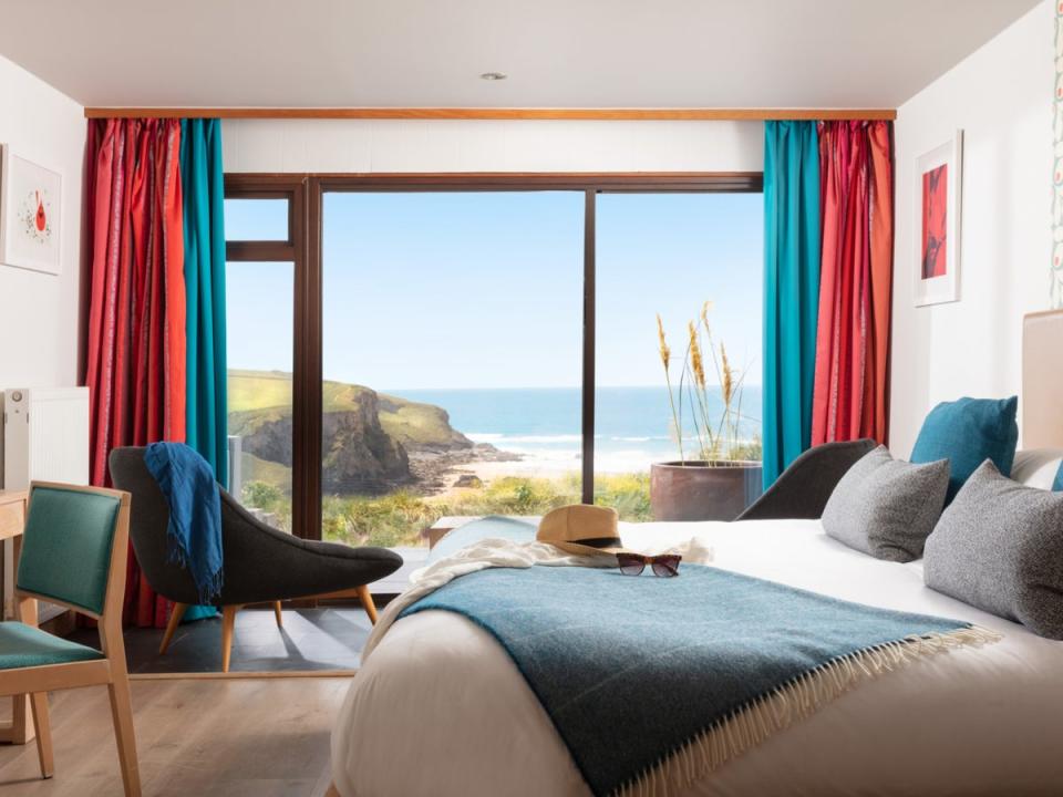 The hotel’s boxy breezeblock exterior conceals an unexpectedly fun interior (Bedruthan Steps)