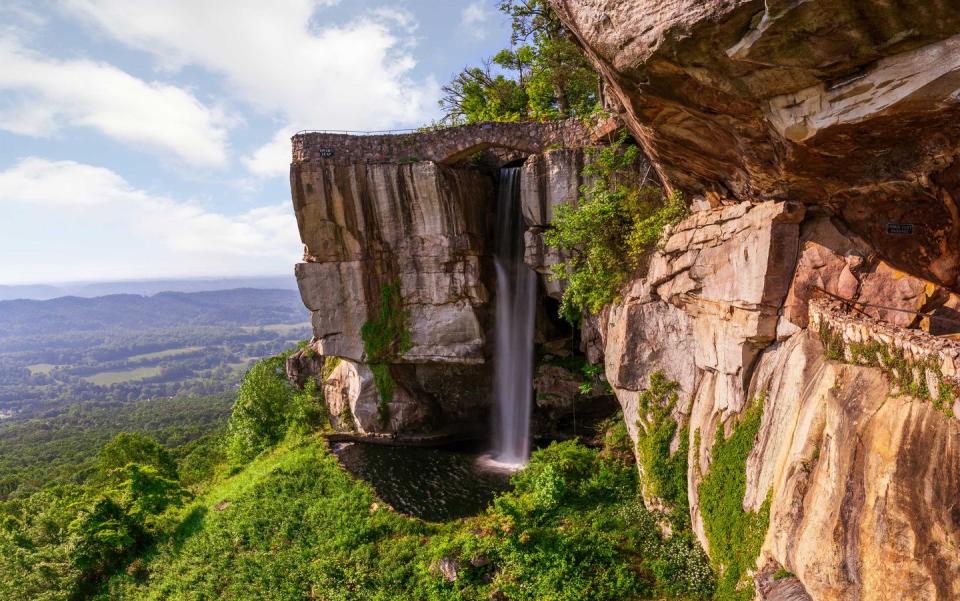 <p><strong>Rock City Gardens</strong></p><p>Ancient rock formations are the focal point of this natural wonder, just a few miles from downtown Chattanooga in Georgia. <a href="https://www.seerockcity.com/" rel="nofollow noopener" target="_blank" data-ylk="slk:Rock City Gardens;elm:context_link;itc:0;sec:content-canvas" class="link ">Rock City Gardens</a> feature over 400 native plant species, and panoramic views where you can actually see seven states!</p>