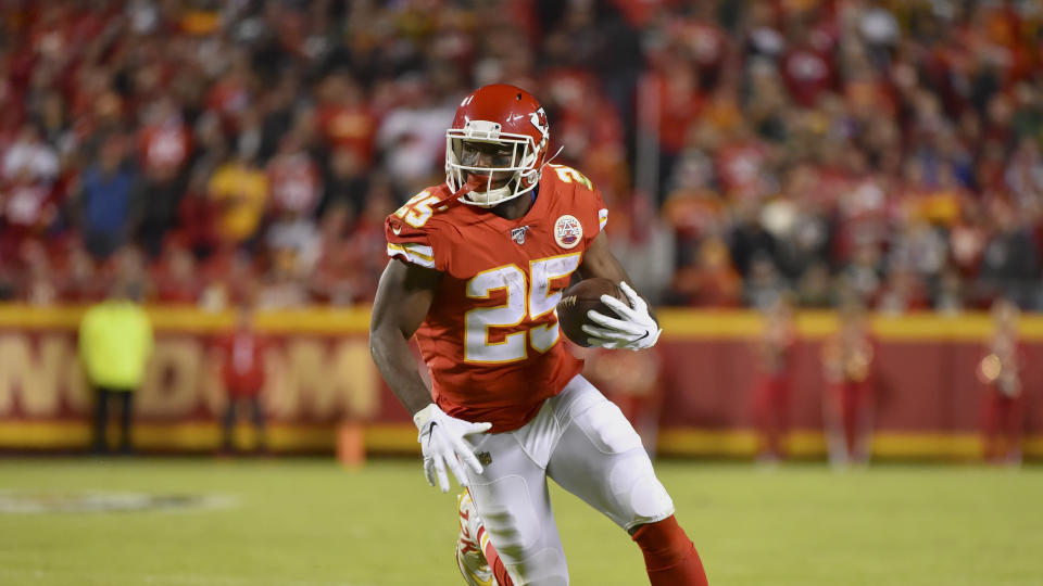 Kansas City Chiefs running back LeSean McCoy (25) runs with the ball during the first half of an NFL football game against the Green Bay Packers in Kansas City, Mo., Sunday, Oct. 27, 2019. (AP Photo/Ed Zurga)