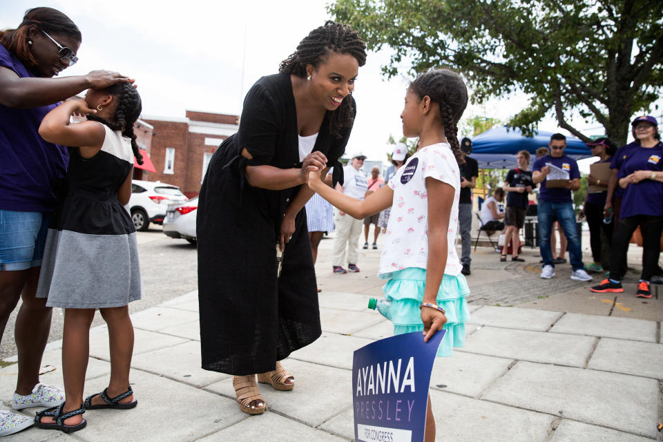 <span class="s1">Candidate Ayanna Pressley greets Jayrah Gomes, 7, on July 28. (Photo: Kayana Szymczak for Yahoo News)</span>