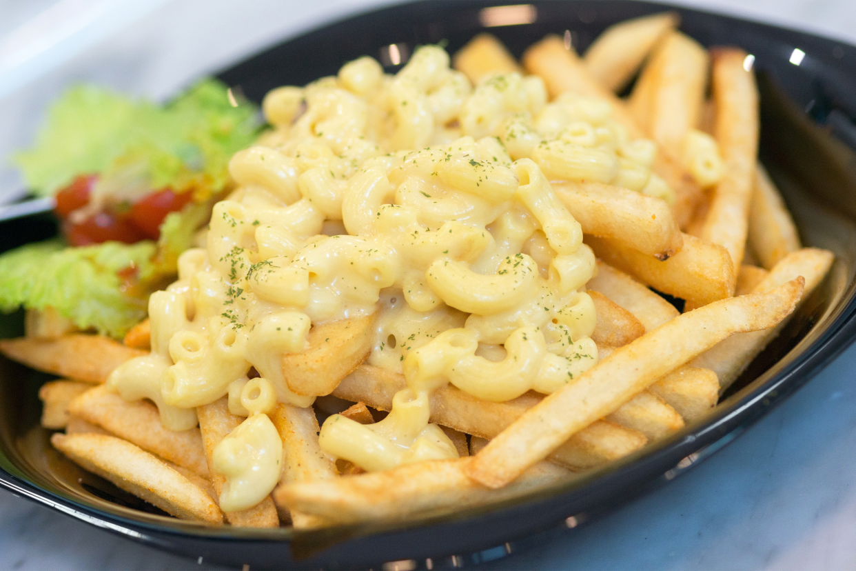 Macaroni and Cheese French Fries