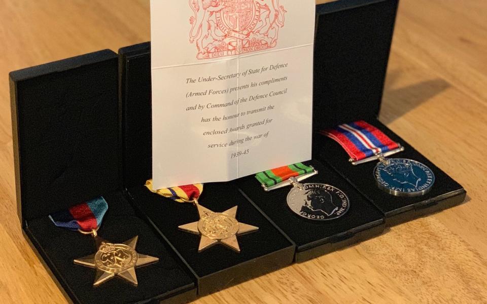 Roald Dahl's medals have been passed onto his family 28 years after he passed away - @ned_donovan/Twitter