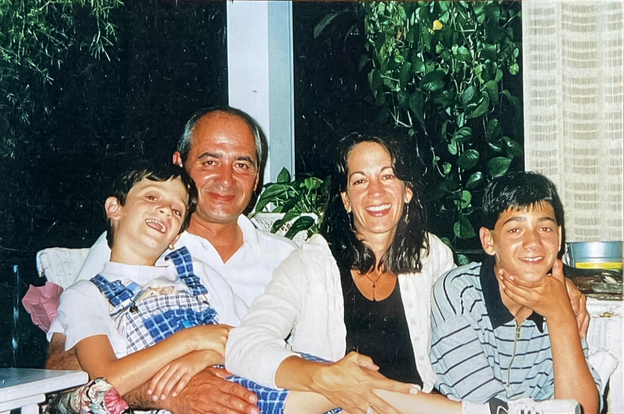 Jason Yamas, right, as a child with his family. (Courtesy Jason Yamas)