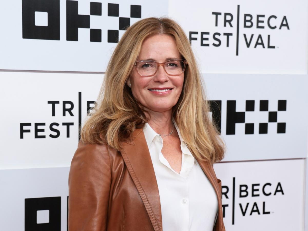 Elisabeth Shue Used Her No-Makeup Red Carpet Appearance To Say She’s ...