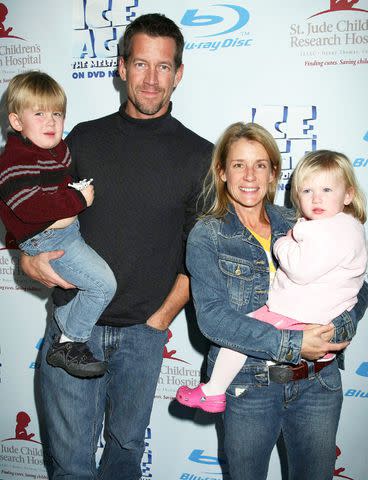 <p>Sipa/Shutterstock</p> James Denton with wife Erin O'Brien and kids Sheppard and Malin in 2006