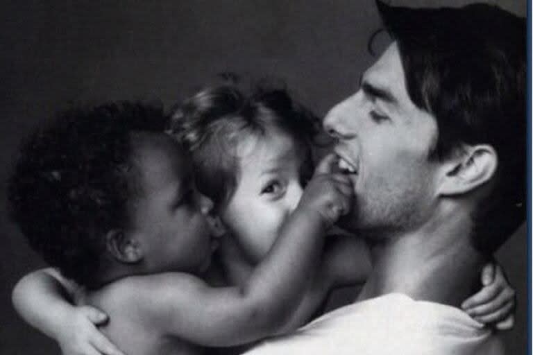 Tom Cruise y sus hijos Bella y Connor en el pasado