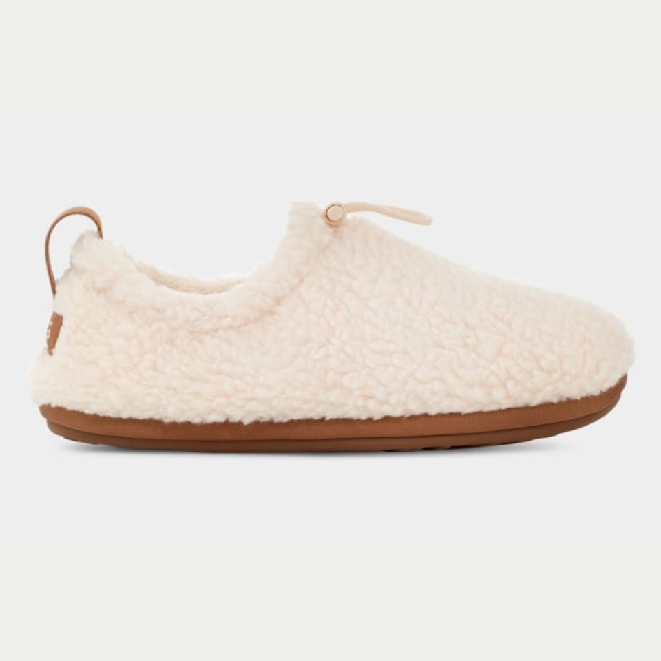 <p><a href="https://go.redirectingat.com?id=74968X1596630&url=https%3A%2F%2Fwww.ugg.com%2Fwomen-sale-slippers%2Fplushy-slipper%2F1143952S.html&sref=https%3A%2F%2Fwww.cosmopolitan.com%2Fstyle-beauty%2Ffashion%2Fg32885425%2Fbest-gifts-for-pregnant-women%2F" rel="nofollow noopener" target="_blank" data-ylk="slk:Shop Now;elm:context_link;itc:0;sec:content-canvas" class="link ">Shop Now</a></p><p>Plushy Slipper</p><p>ugg.com</p><p>$62.99</p>