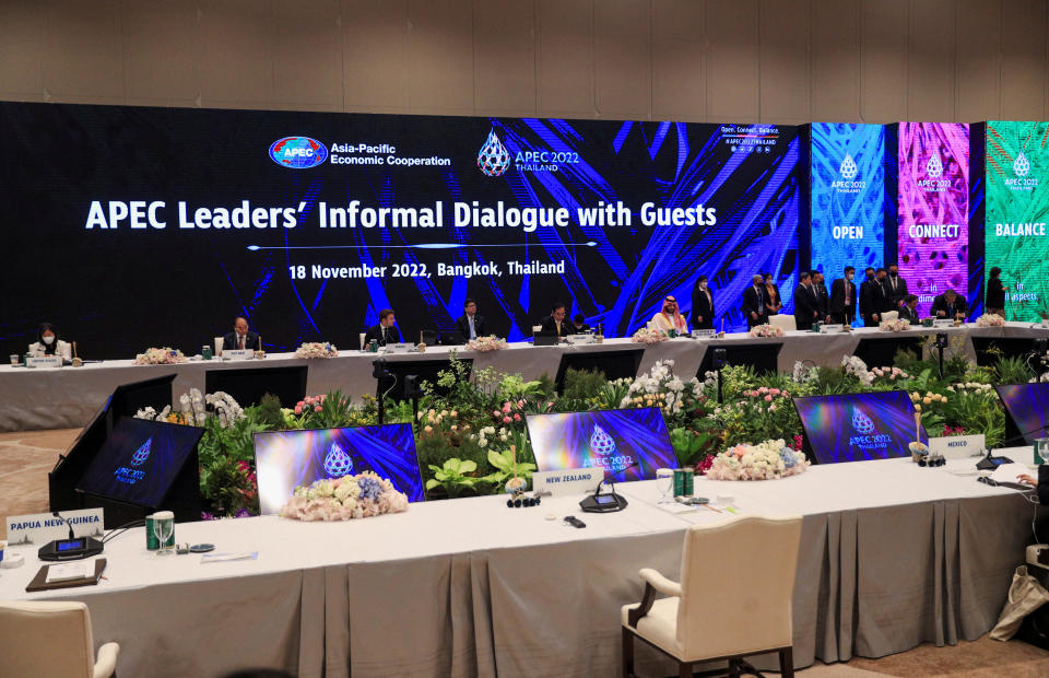 A general view at the APEC Leaders' Informal Dialogue with Guests during the Asia-Pacific Economic Cooperation (APEC) Summit 2022, in Bangkok, Thailand November 18, 2022. REUTERS/Athit Perawongmetha/Pool