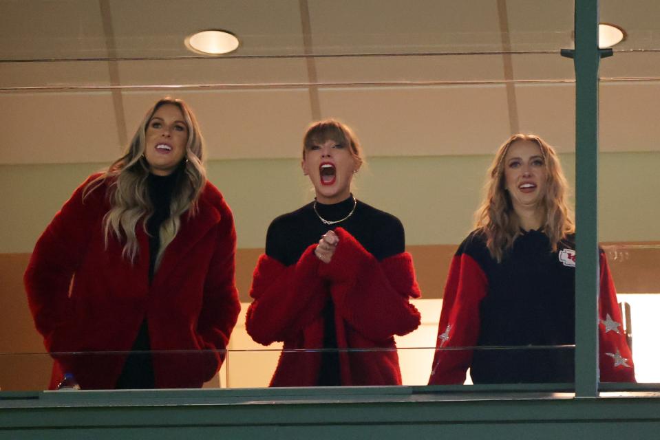 Lyndsay Bell, Taylor Swift, and Brittany Mahomes