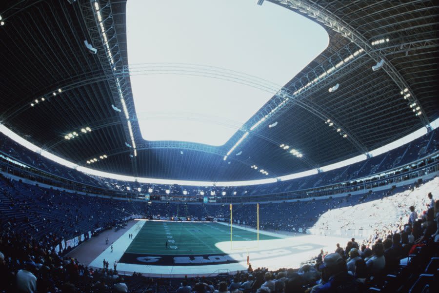 1993: A view of the top of Texas Stadium during a Dallas Cowboys game in Irving, Texas. (Credit: Trevor Jones/ALLSPORT via Getty Images)