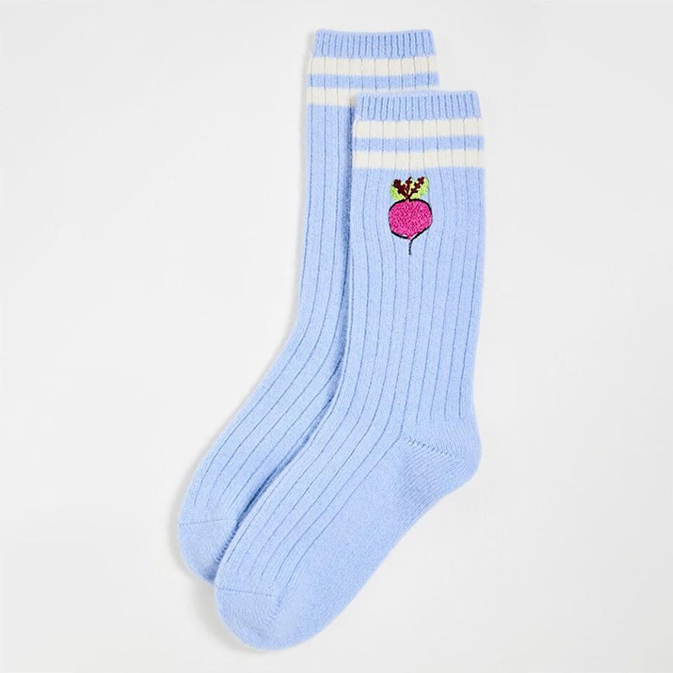 18) Heart Beets Morning Cashmere Socks