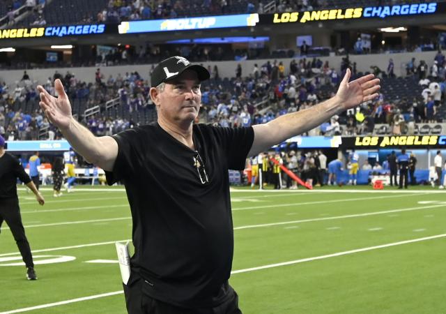 Report: Mike Zimmer could become Deion Sanders' DC at Colorado