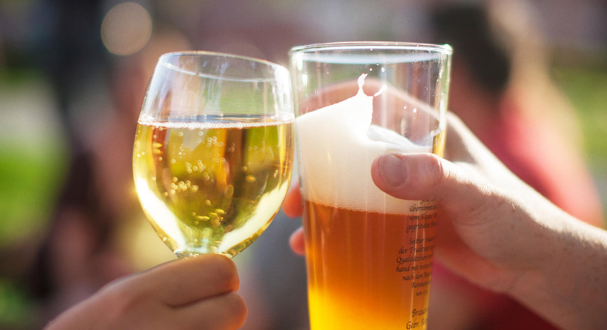 There is apparently no “right” order to drink alcohol in. [Photo: Getty]