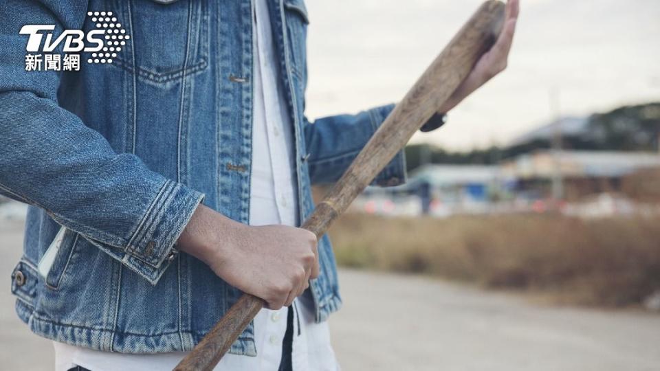 俄羅斯也盛行用球棒「解決問題」。（示意圖／shutterstock 達志影像）