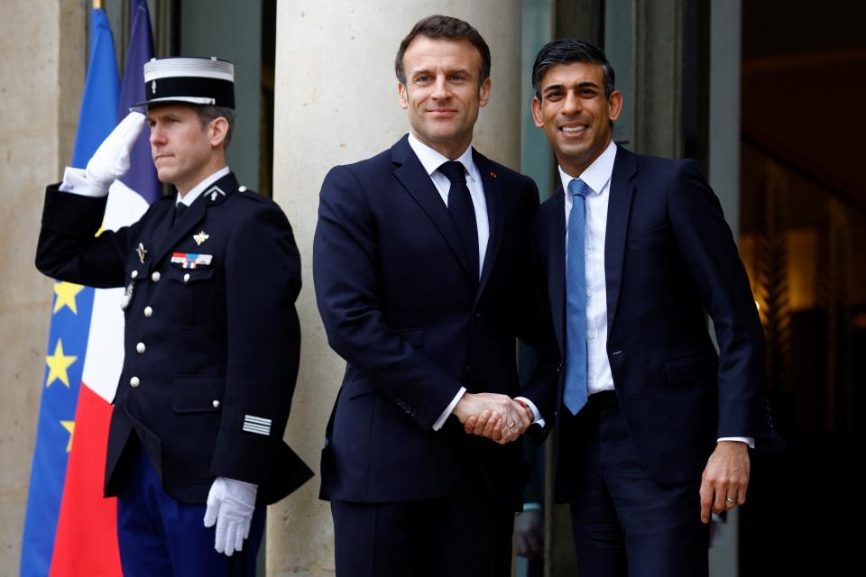 Rishi Sunak and Emmanuel Macron (REUTERS)