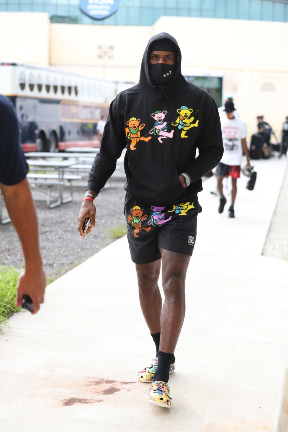 <p>LeBron James arrives ready to take on the Houston Rockets for Round 2, Game 2 of the NBA Restart 2020 on Sunday in Orlando, Florida. </p>