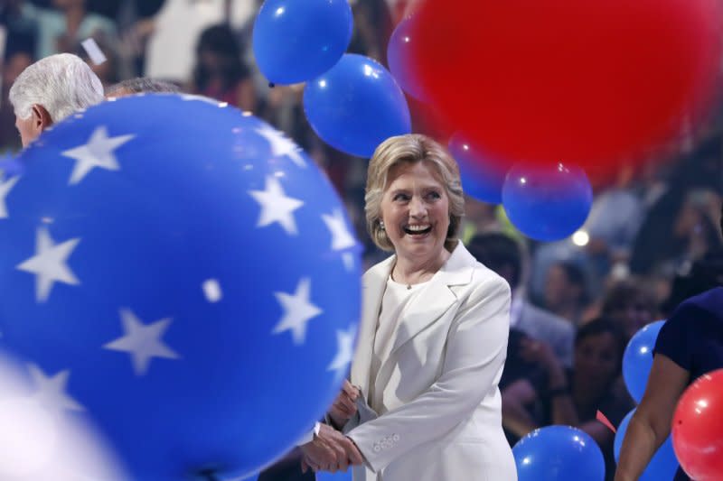 美國總統候選人希拉蕊．柯林頓（Hillary Clinton）28日登上民主黨全國大會舞台，發表接受提名演說（美聯社）