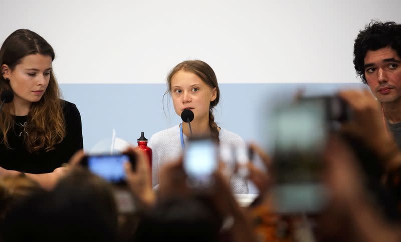 La activista climática Greta Thunberg habla durante una conferencia de prensa durante la cumbre climática de la COP25 en Madrid, España, el 9 de diciembre de 2019