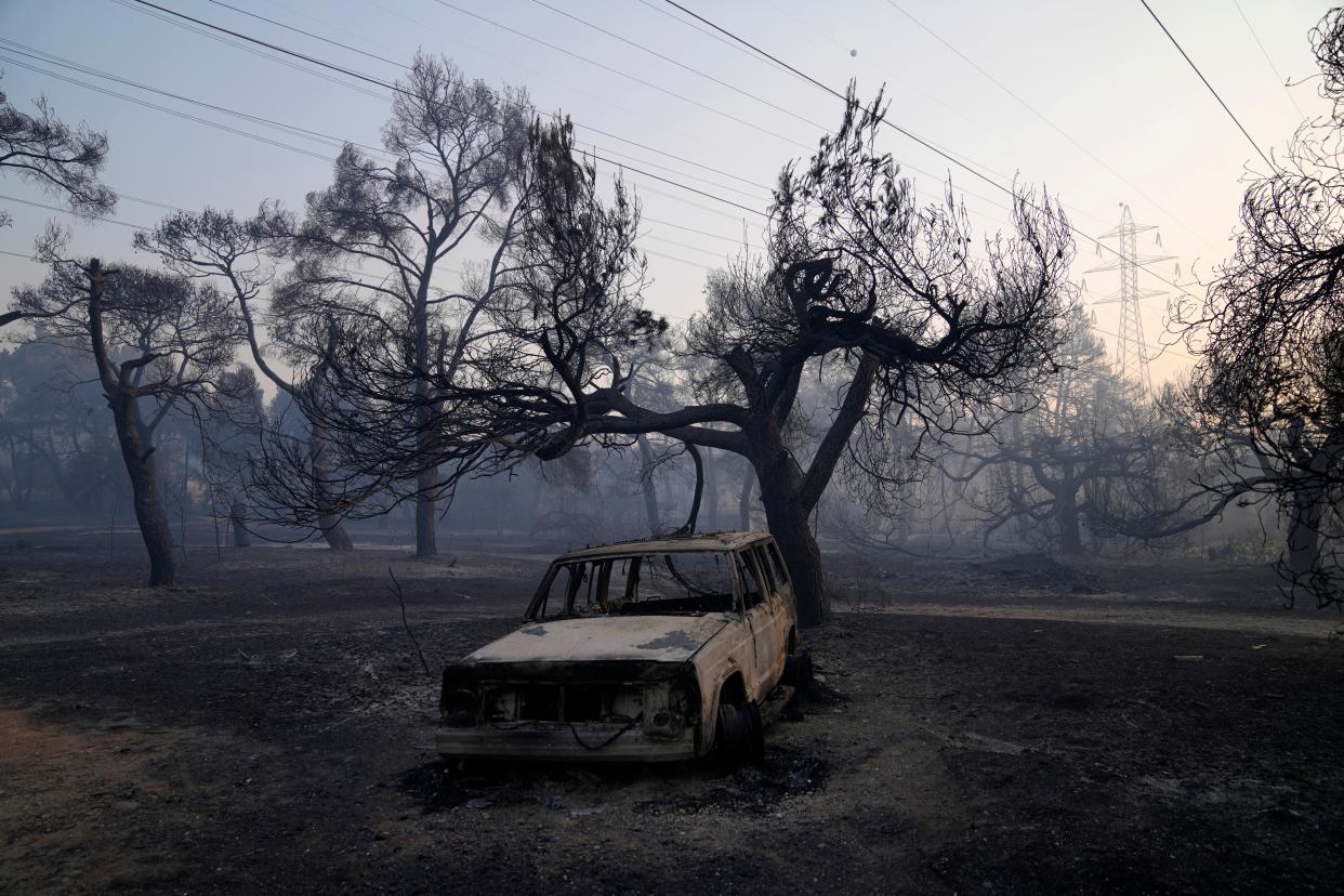 Greece Wildfire (Copyright 2021 The Associated Press. All rights reserved)