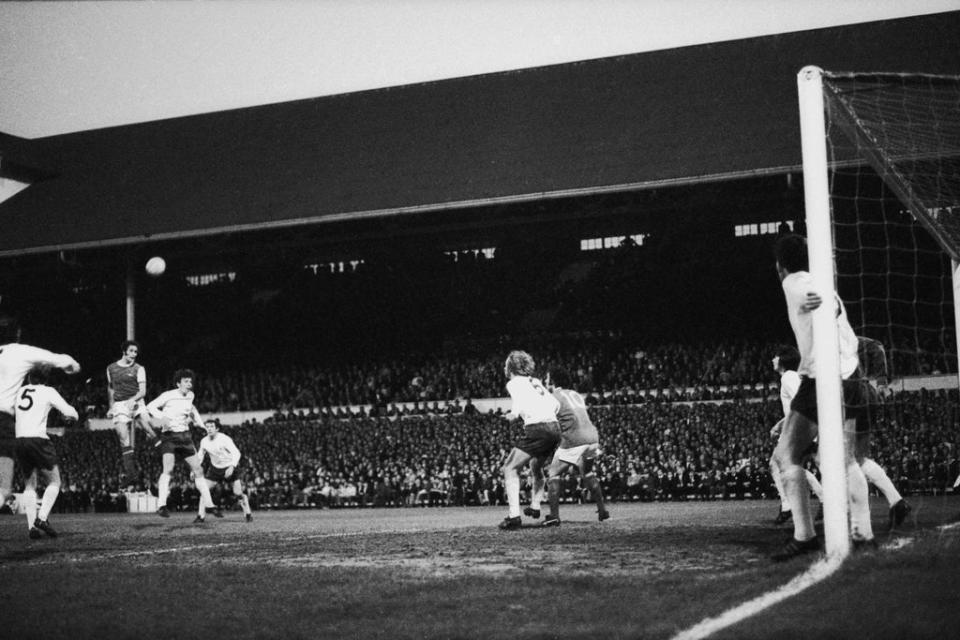 Kennedy scoring the winner at White Hart Lane as Arsenal clinch the 1971 League title (Getty Images)