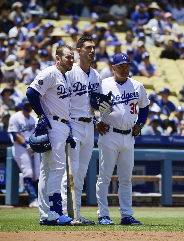 Woman tackled after running on the field to hug Dodgers' Cody