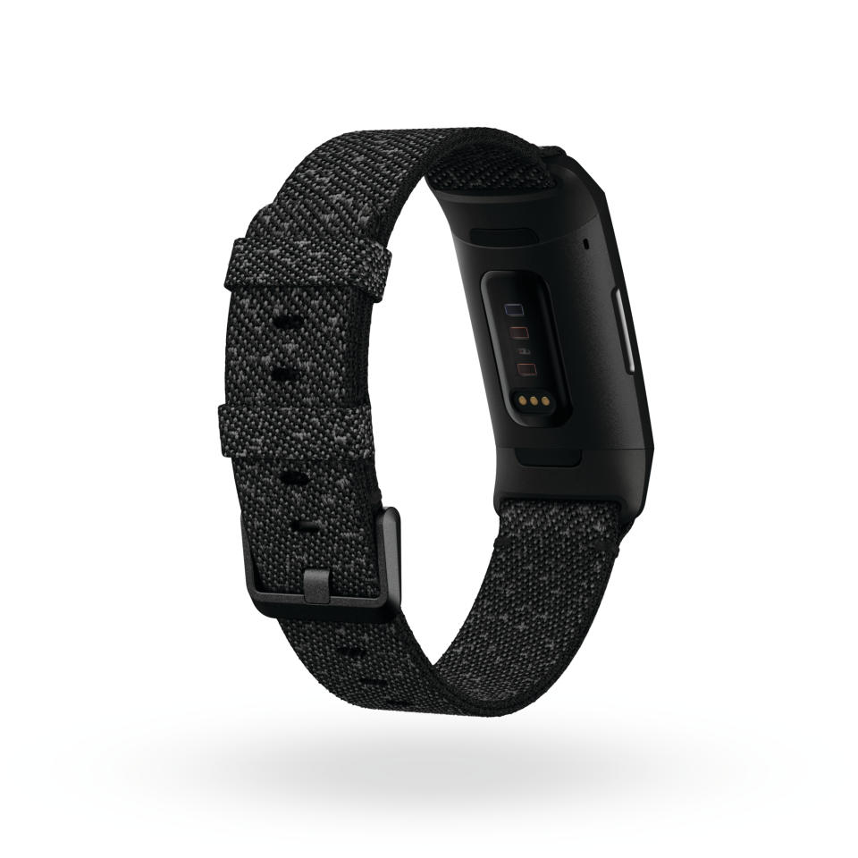 Fitbit Charge 4 