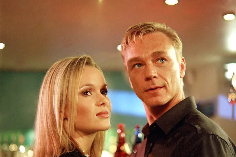 Amanda Holden (Mia) alongside Ben Daniels (Finn) in Cutting It