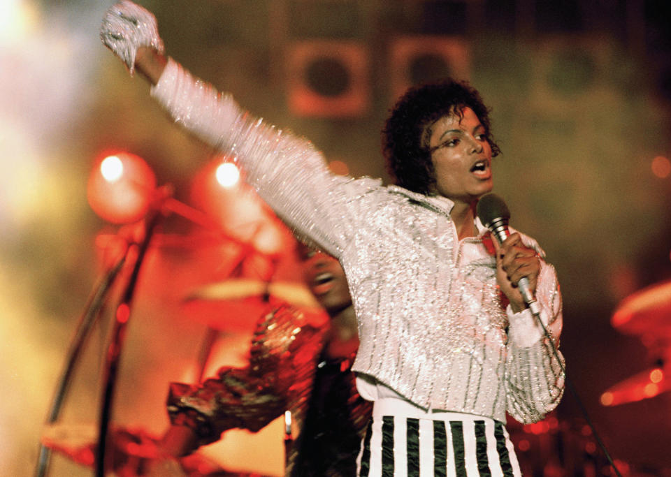 Michael Jackson performs during the "Victory Tour" in 1984. (Photo: ASSOCIATED PRESS)