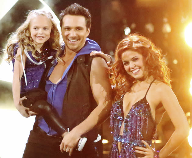 Drew Lachey's daughter steals the show on 'Dancing With the Stars: All  Stars' finale