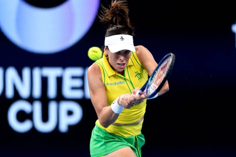 Australia's Ajla Tomljanovic in action against Germany's Angelique Kerber during their women's Semi-Final tennis match of the 2024 United Cup at Ken Rosewall Arena in Sydney. Steven Markham/AAP/dpa