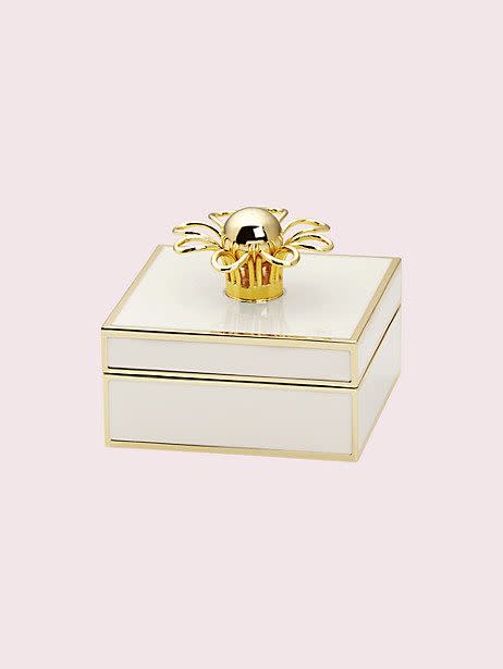 <p><strong>kate spade</strong></p><p>katespade.com</p><p><strong>$50.00</strong></p><p><a href="https://go.redirectingat.com?id=74968X1596630&url=https%3A%2F%2Fwww.katespade.com%2Fproducts%2Fkeaton-jewelry-box%2FL871930.html&sref=https%3A%2F%2Fwww.housebeautiful.com%2Fshopping%2Fg1969%2Fholiday-gifts-for-women%2F" rel="nofollow noopener" target="_blank" data-ylk="slk:Shop Now;elm:context_link;itc:0;sec:content-canvas" class="link ">Shop Now</a></p><p>This simple stunner is the perfect jewelry box to house all her favorite pieces, from earrings to necklaces.</p>