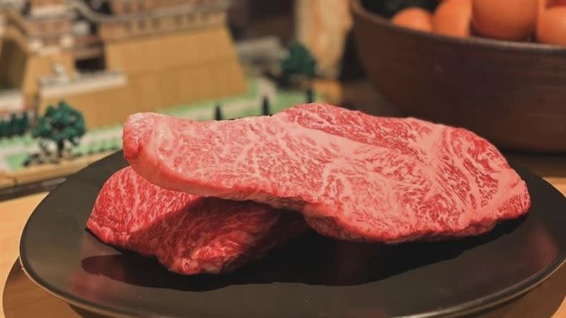 某日本頂級和牛燒肉店遭衛生局稽查。（圖／翻攝自Instagram）