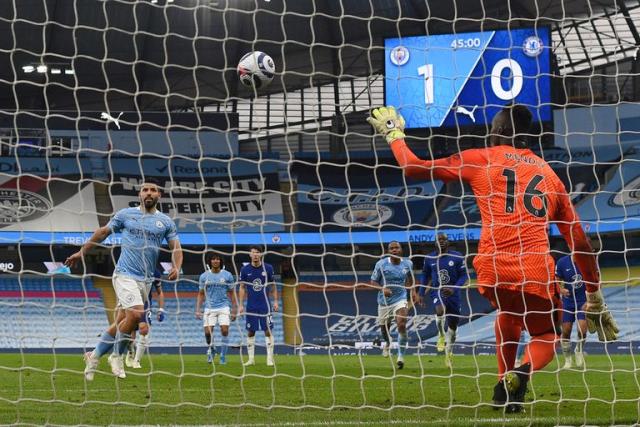 Manchester City - Chelsea, Premier League: Agüero pidió disculpas por picar  un penal en lo que fue una derrota que los privó de un título anticipado