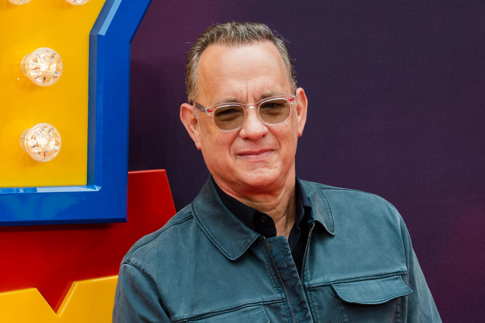 EN IMAGES - Tom Hanks fête ses 63 ans : retour sur le parcours de l’acteur préféré des Américains