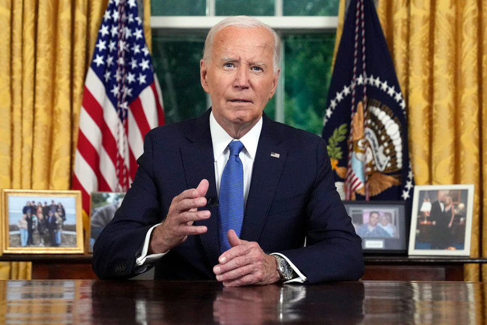 Image: politics political politician oval office joe biden (Evan Vucci / Pool via Getty Images)