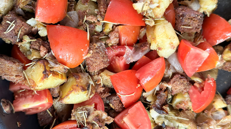 corned beef hash with vegetables