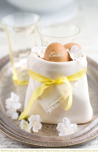 Fillable Pouch Napkin Folding Idea