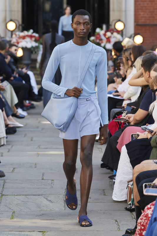 Fanny Packs Were a Street Style Favorite at London Fashion Week Men's -  Fashionista