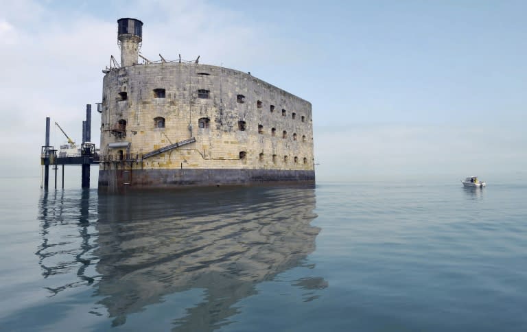 Fort Boyard entre l'île d'Oléron et l'île d'Aix près de La Rochelle en Charente-Maritime, le 3 mai 2017 (MEHDI FEDOUACH)