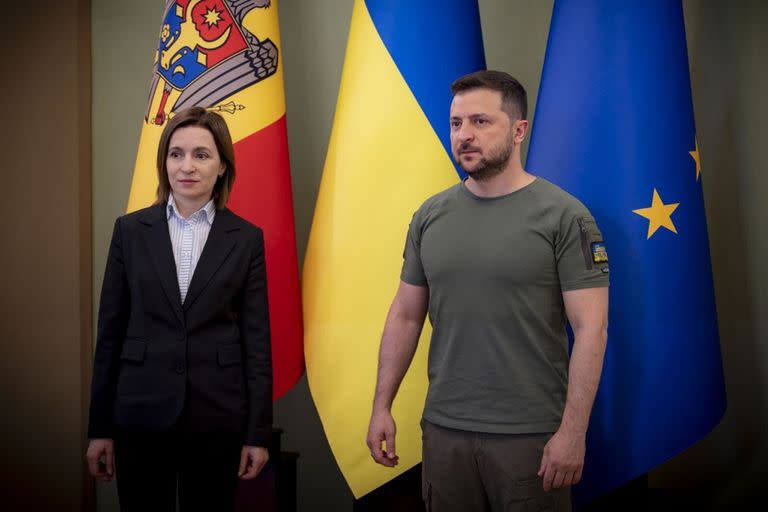 Volodimir Zelensky y su homóloga moldava, Maia Sandu, apuntan a una estrategia 