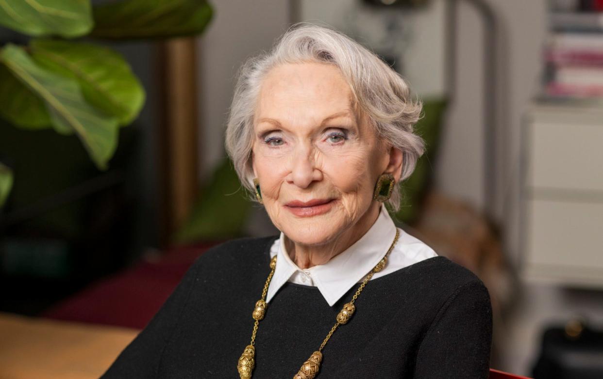 Sian Phillips