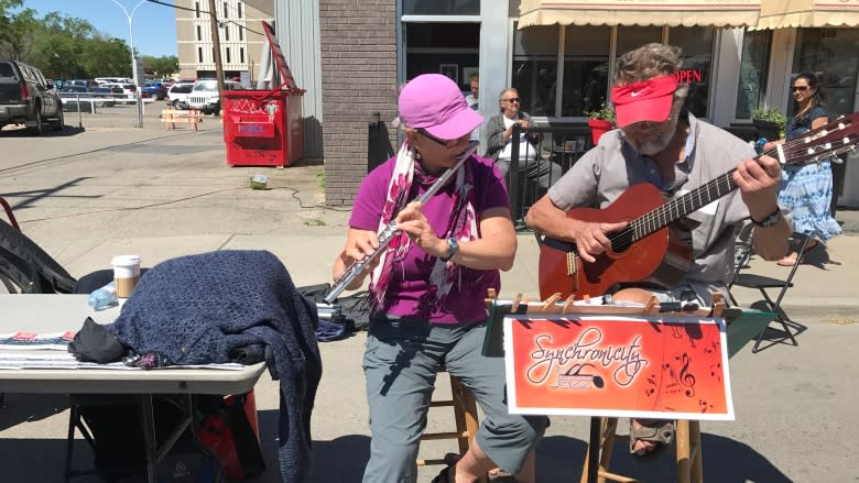 'The art is absolutely amazing': Cathedral festival goers happy with event