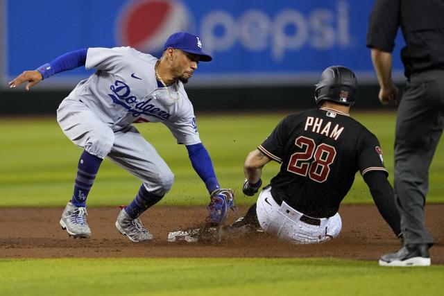 Julio Urías makes statement on mound as Dodgers hold off Diamondbacks