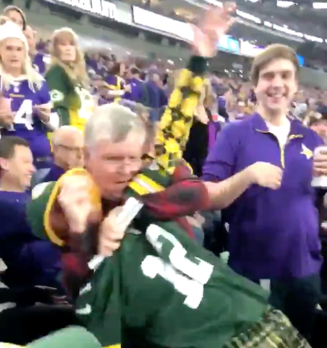 Packers fans show power of the Cheesehead at World Cup