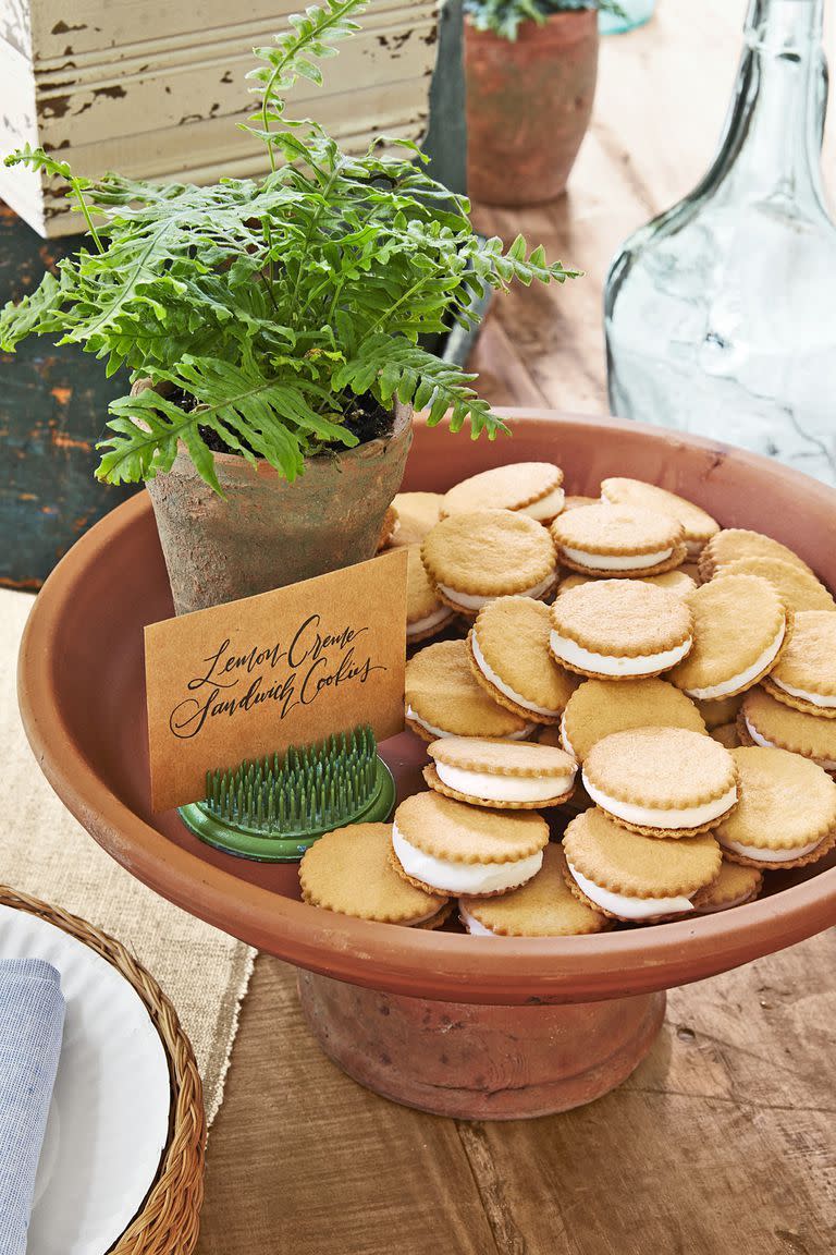 Lemon Creme Sandwich Cookie